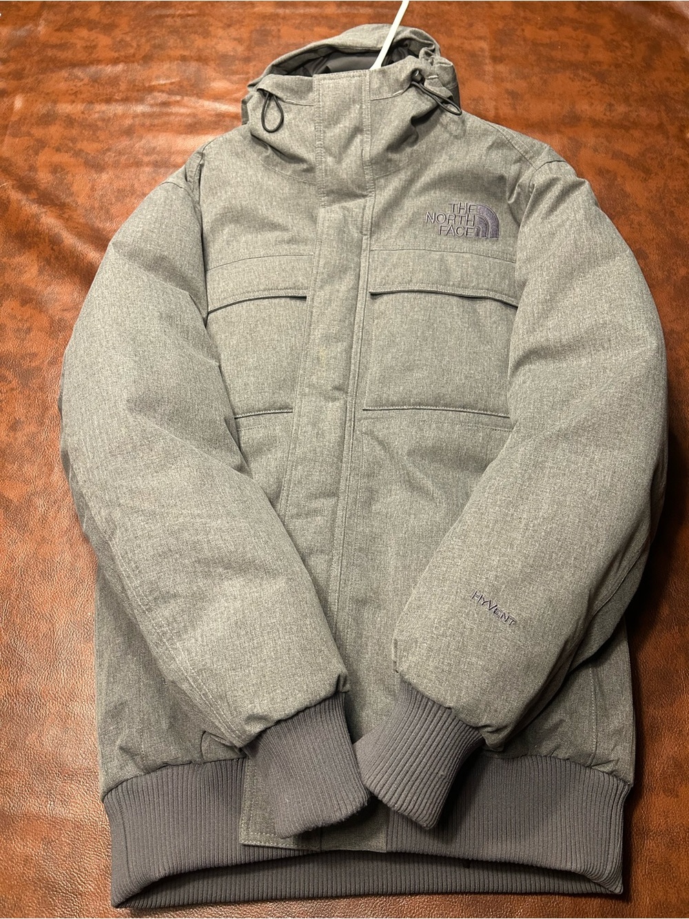 The North Face Men’s Heather Gray Insulated Hooded Puffer